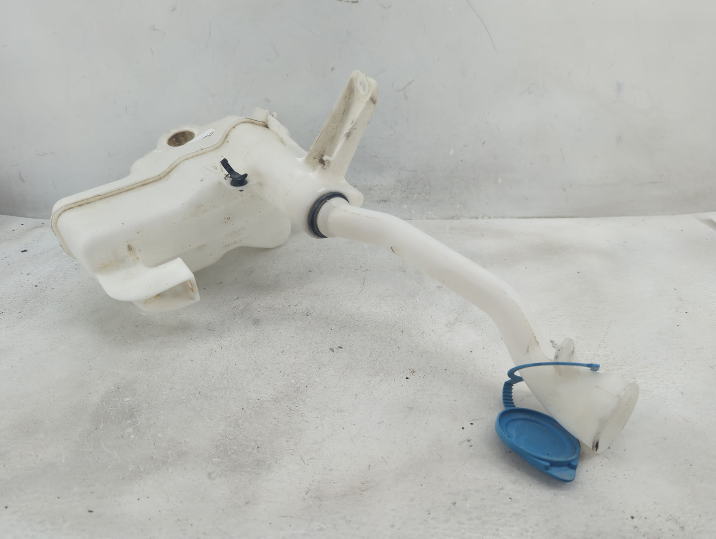 2012-2015 Honda Civic Windshield Washer Fluid Reservoir Bottle Oem - Oemusedautoparts1.com