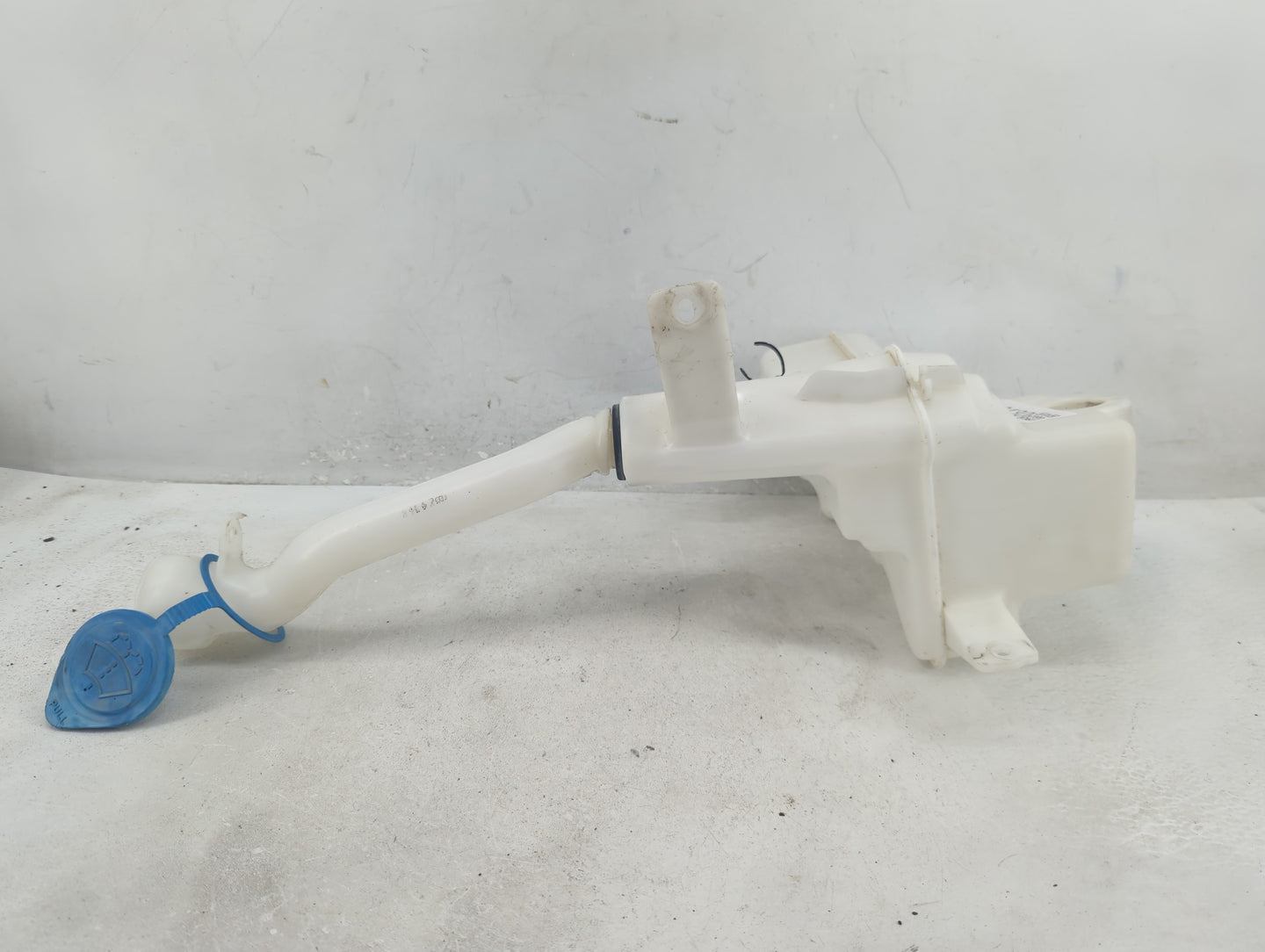 2012-2015 Honda Civic Windshield Washer Fluid Reservoir Bottle Oem - Oemusedautoparts1.com