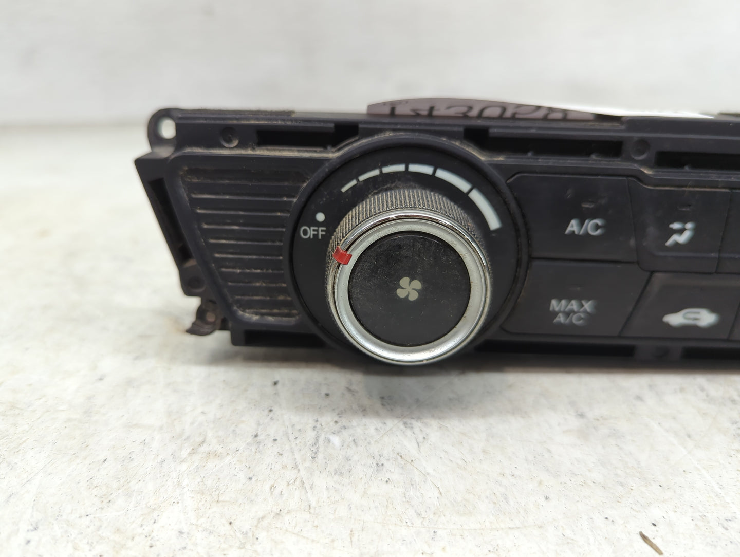 2014 Honda Civic Climate Control Module Temperature AC/Heater Replacement P/N:79500TR6A013M1 Fits OEM Used Auto Parts - Oemu