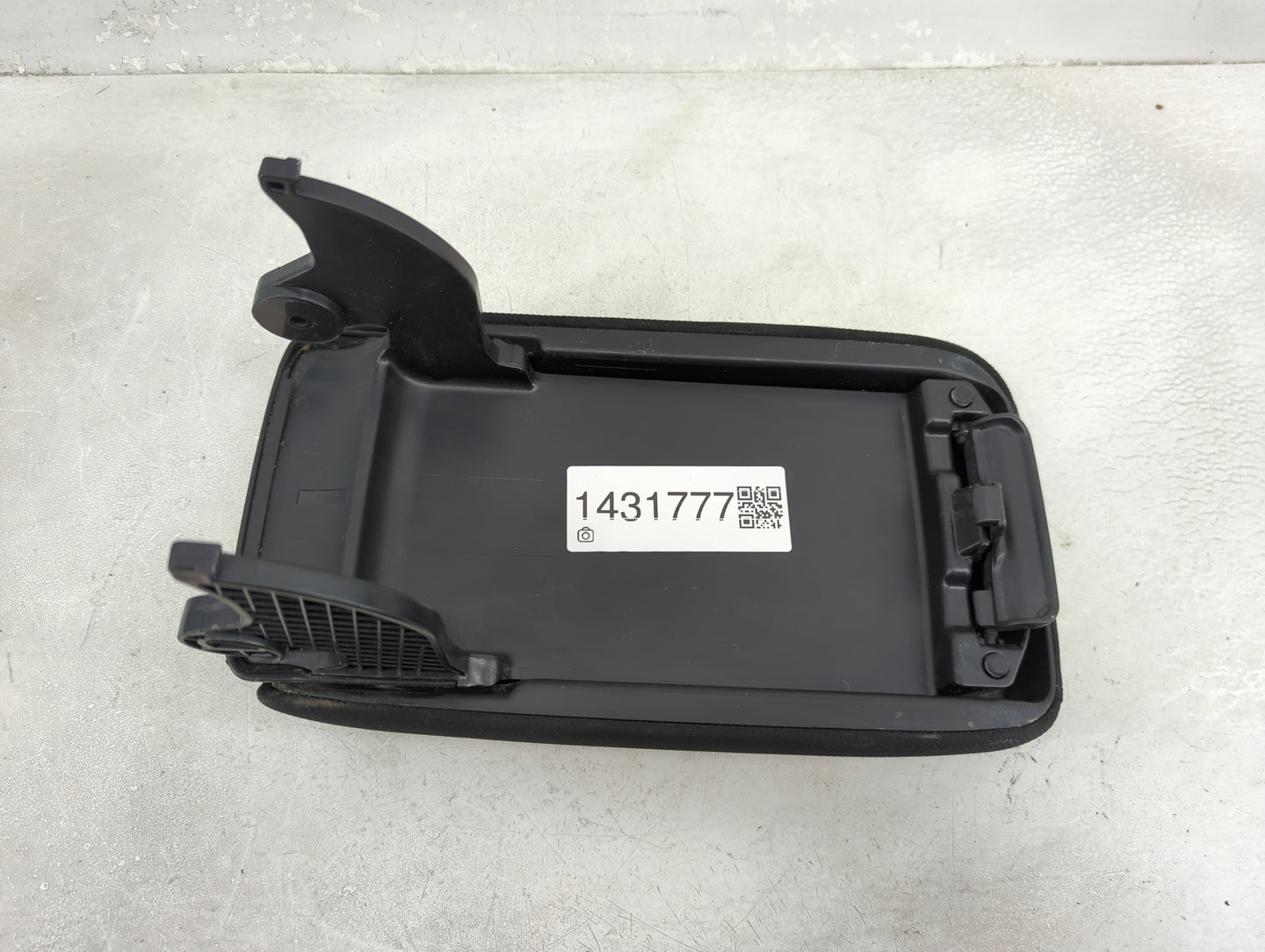 2014 Honda Civic Center Console Armrest Cover Lid Fits OEM Used Auto Parts - Oemusedautoparts1.com