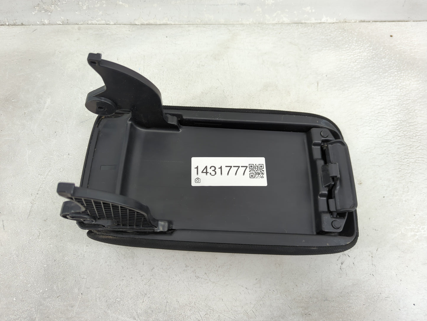 2014 Honda Civic Center Console Armrest Cover Lid Fits OEM Used Auto Parts - Oemusedautoparts1.com