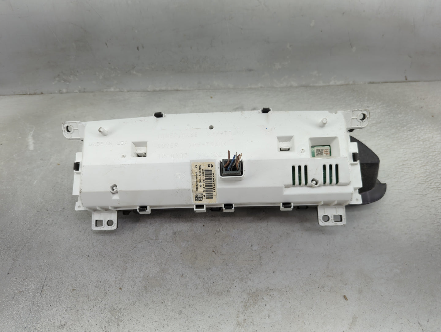 2014 Honda Civic Instrument Cluster Speedometer Gauges P/N:78100-TR0-A132-M1 AK0317141 Fits OEM Used Auto Parts - Oemusedaut