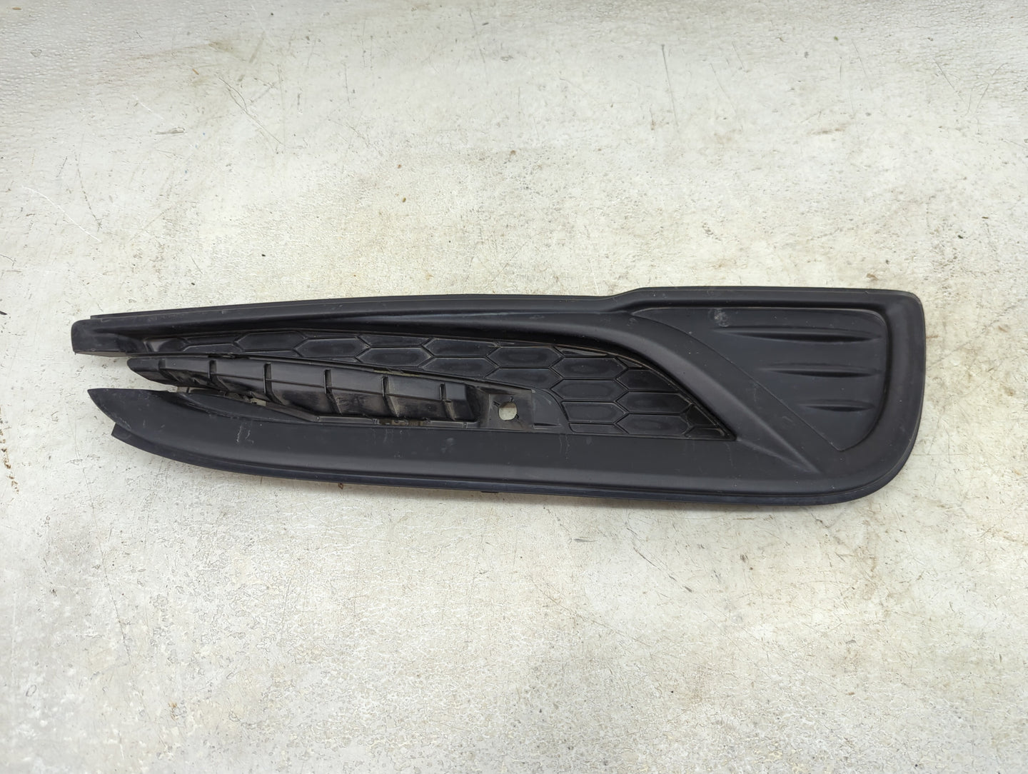 2013-2015 Honda Civic Front Grille Bumper Not Included - Oemusedautoparts1.com