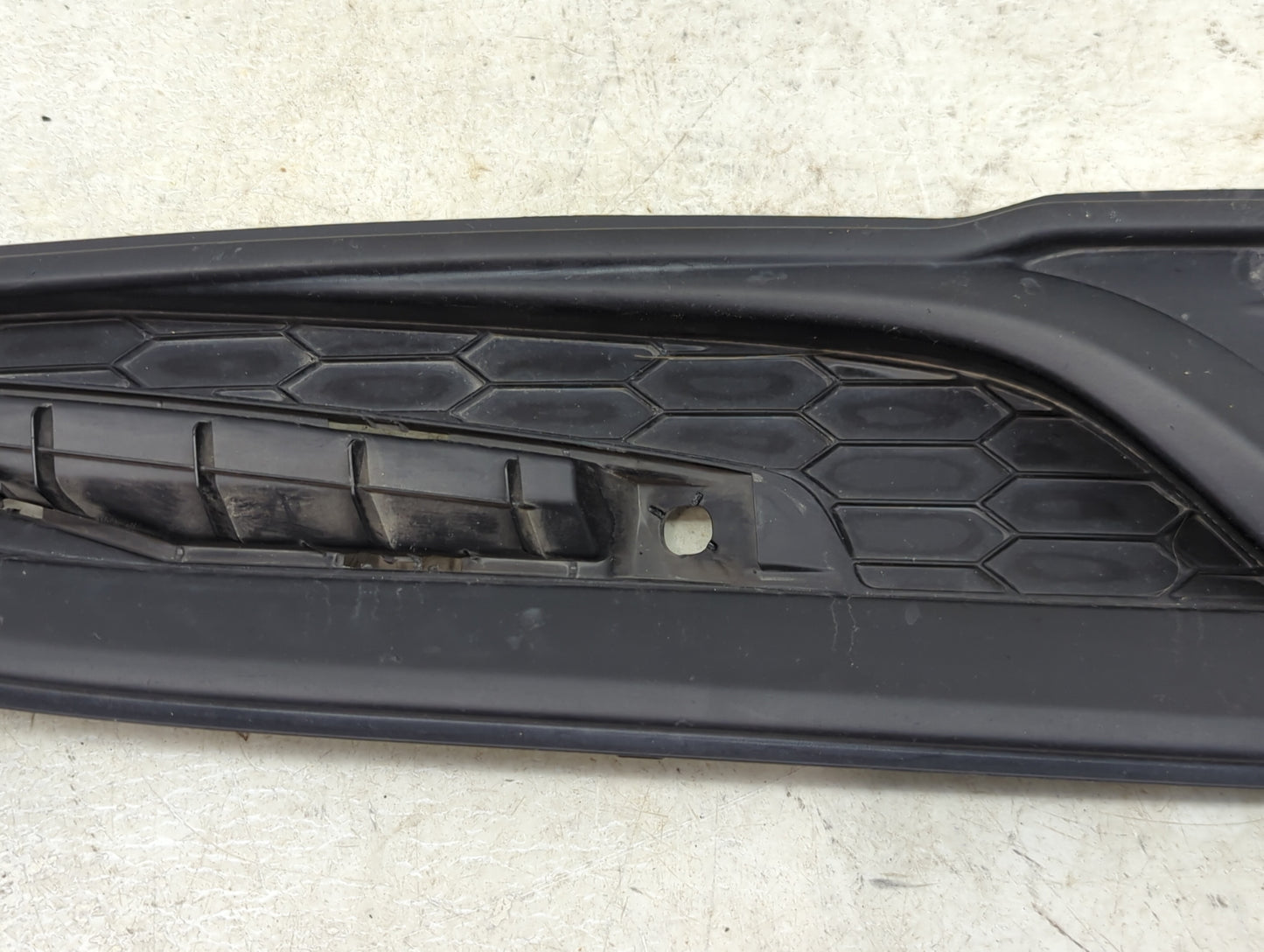 2013-2015 Honda Civic Front Grille Bumper Not Included - Oemusedautoparts1.com
