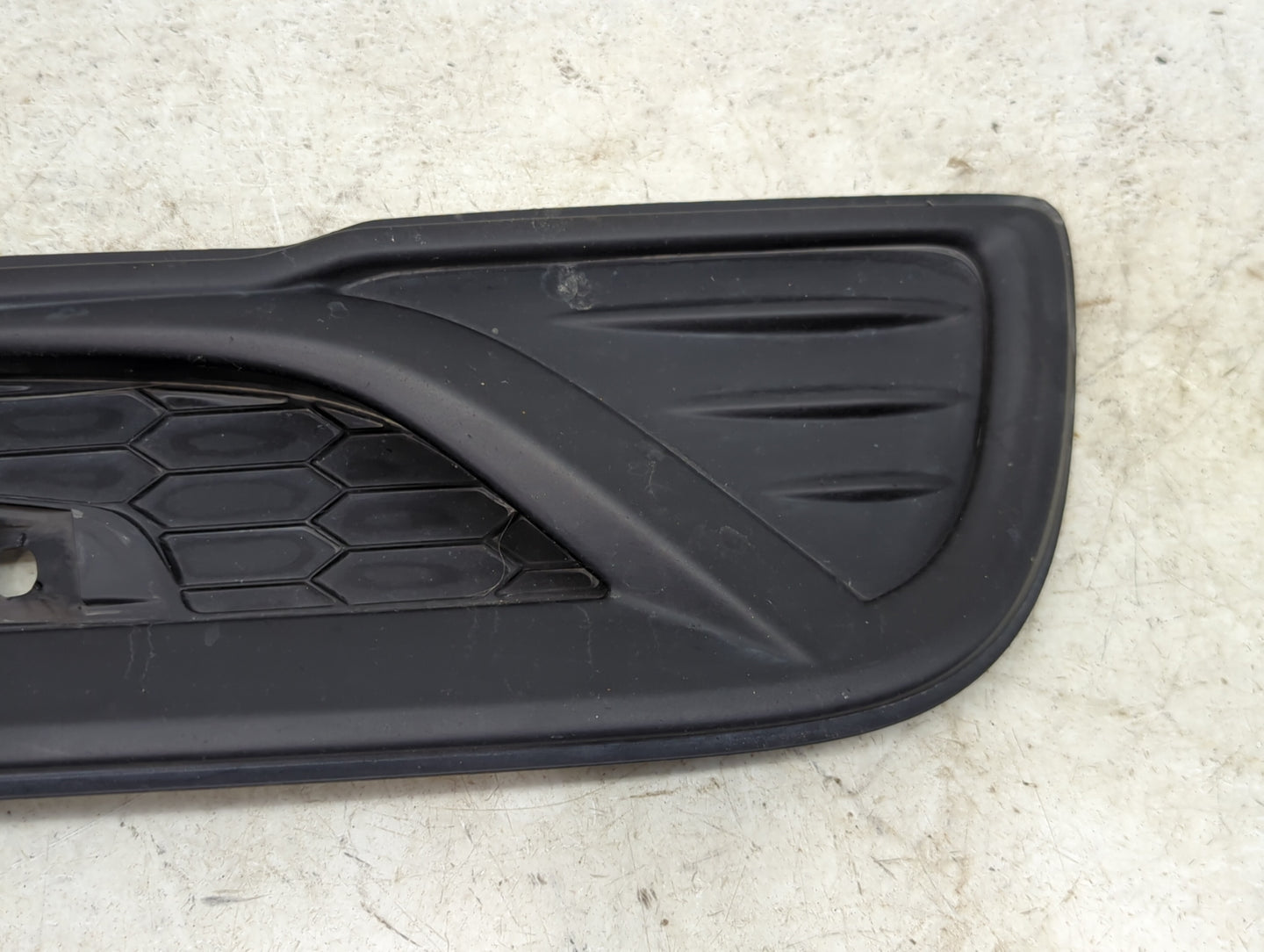 2013-2015 Honda Civic Front Grille Bumper Not Included - Oemusedautoparts1.com