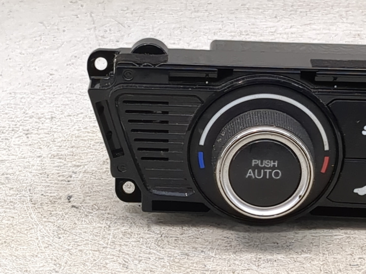 2013-2015 Honda Civic Climate Control Module Temperature AC/Heater Replacement P/N:A62 NH-587L Fits Fits 2013 2014 2015 OEM 