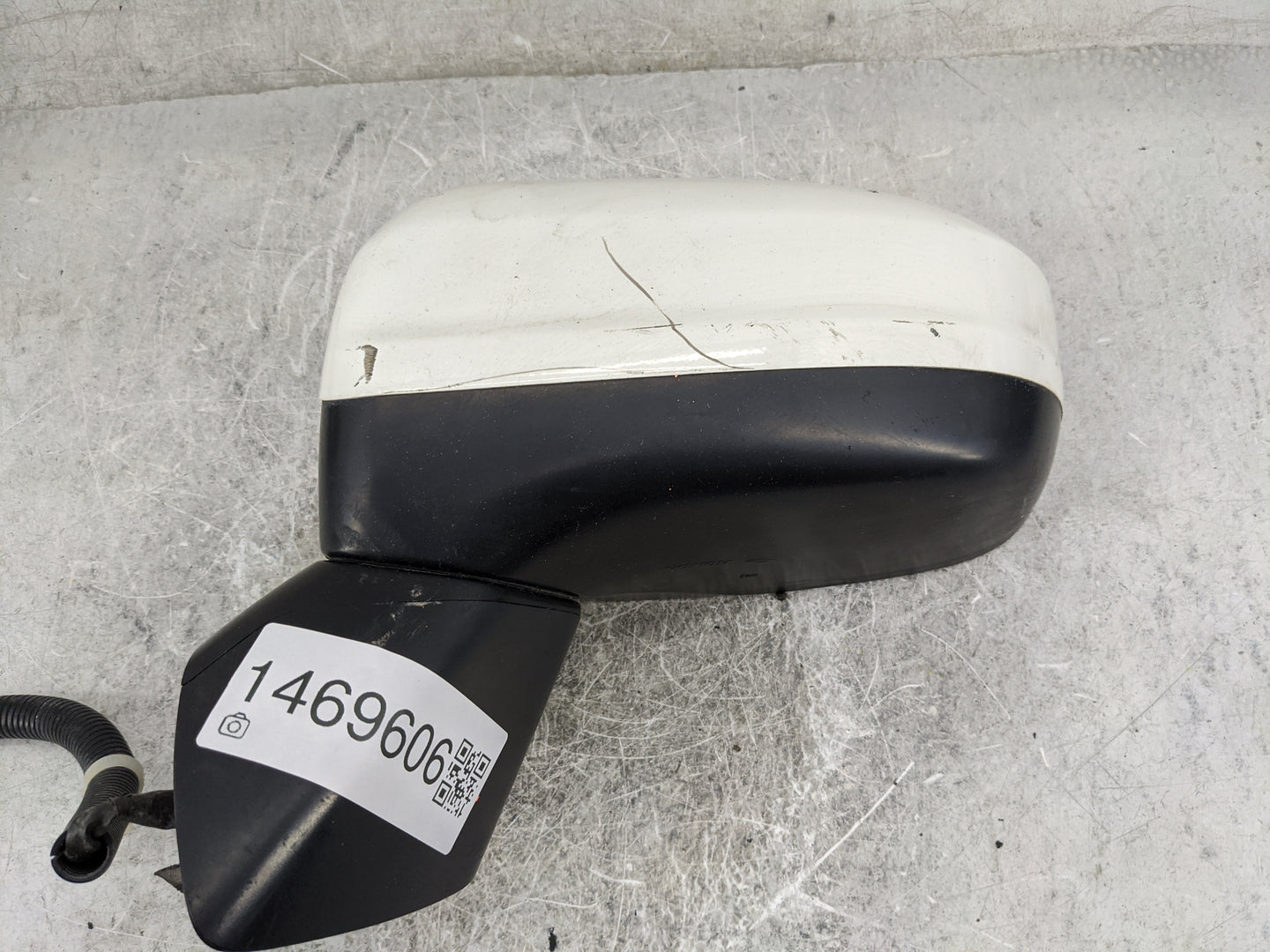 2014-2015 Honda Civic Driver Side View Mirror - Left Door Mirror OEM Used - Oemusedautoparts1.com