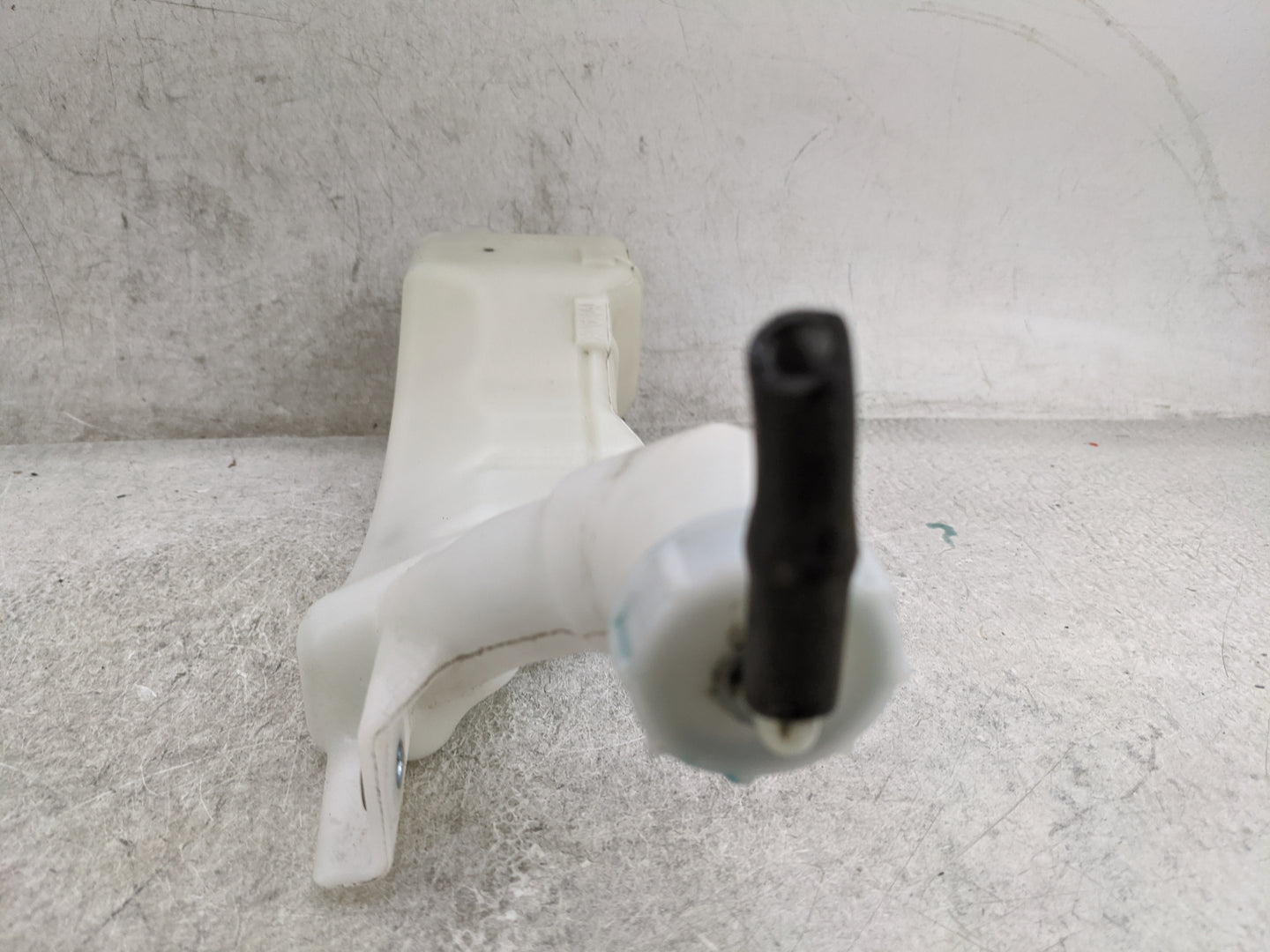 2012-2015 Honda Civic Radiator Coolant Overflow Expansion Tank Bottle 1477047 - Oemusedautoparts1.com
