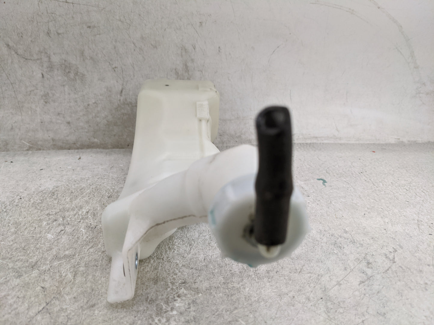2012-2015 Honda Civic Radiator Coolant Overflow Expansion Tank Bottle 1477047 - Oemusedautoparts1.com