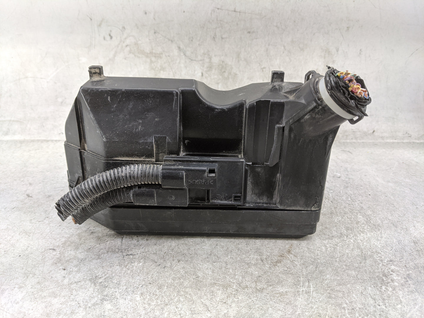 2012-2015 Honda Civic Fusebox Fuse Box Panel Relay Module P/N:TR0A012 Fits Fits 2012 2013 2014 2015 OEM Used Auto Parts - Oe