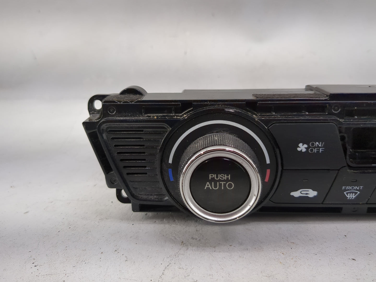 2013-2015 Honda Civic Climate Control Module Temperature AC/Heater Replacement P/N:A42 NH-587L SANWA2A059A Fits OEM Used Aut