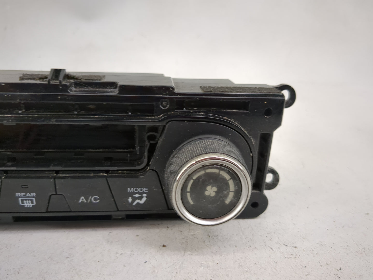 2013-2015 Honda Civic Climate Control Module Temperature AC/Heater Replacement P/N:A42 NH-587L SANWA2A059A Fits OEM Used Aut