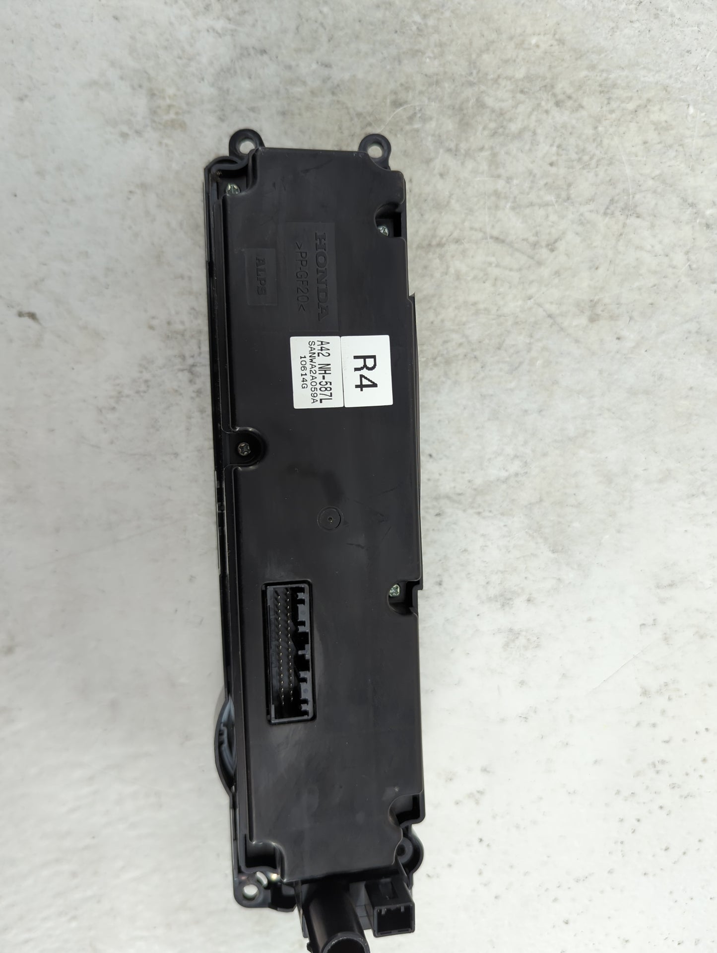 2013-2015 Honda Civic Climate Control Module Temperature AC/Heater Replacement P/N:A42 NH-587L SANWA2A059A Fits OEM Used Aut