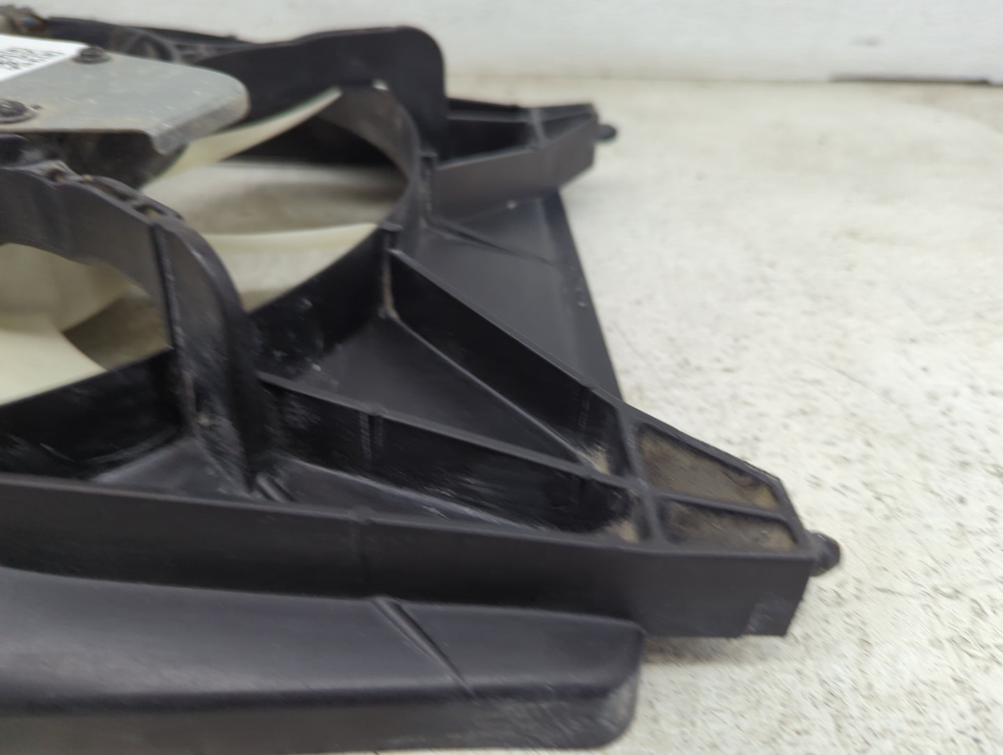2014 Honda Civic Electric Radiator Cooling Fan Motor Assembly Fits OEM Used Auto Parts - Oemusedautoparts1.com