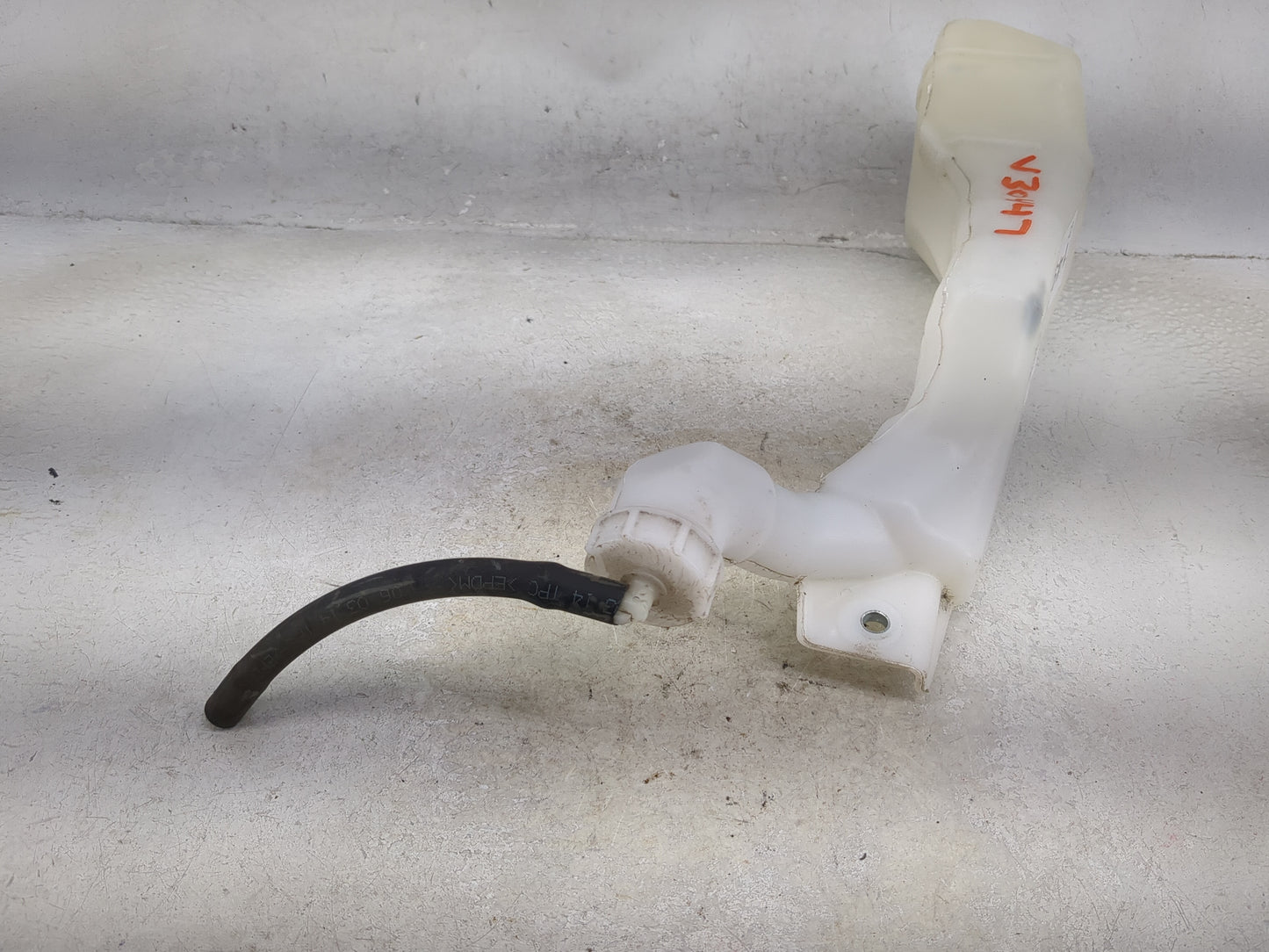 2012-2015 Honda Civic Windshield Washer Fluid Reservoir Bottle 1494305 - Oemusedautoparts1.com