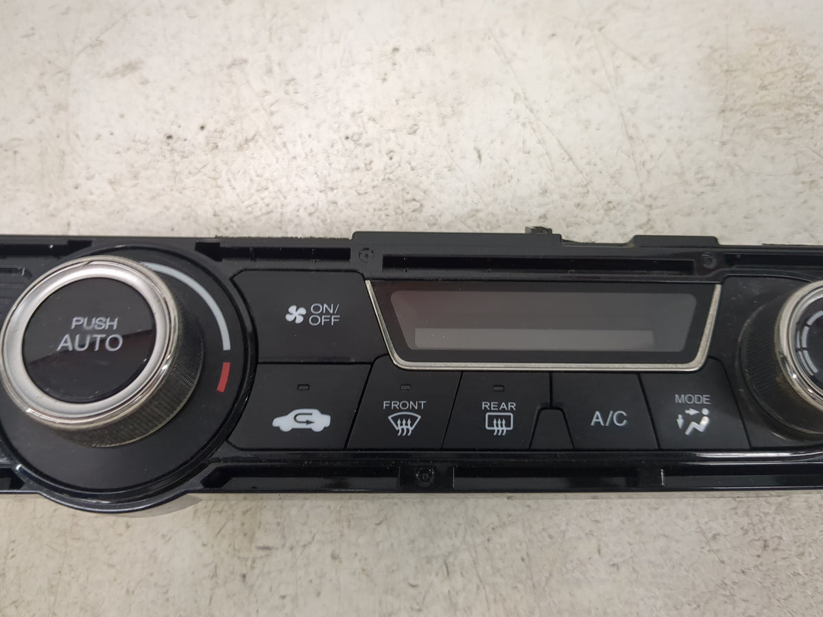 2013-2015 Honda Civic Climate Control Module Temperature AC/Heater Replacement P/N:A42 NH-587L SANWA2A059A Fits OEM Used Aut