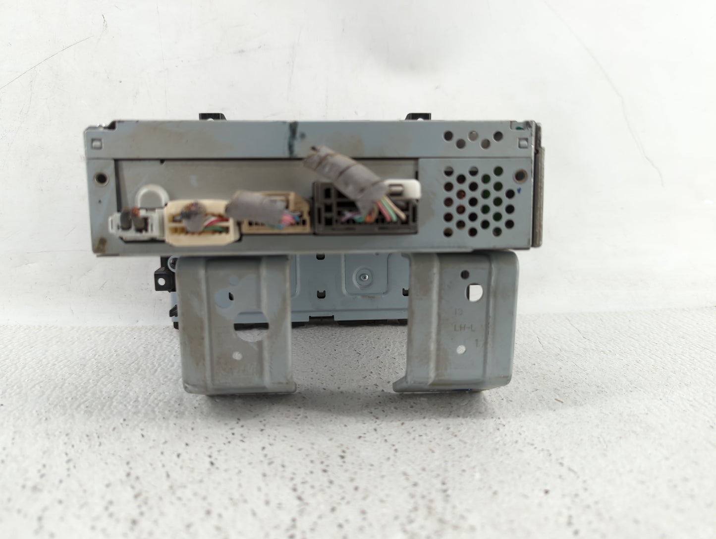 2013-2015 Honda Civic Am Fm Cd Player Radio Receiver - Oemusedautoparts1.com