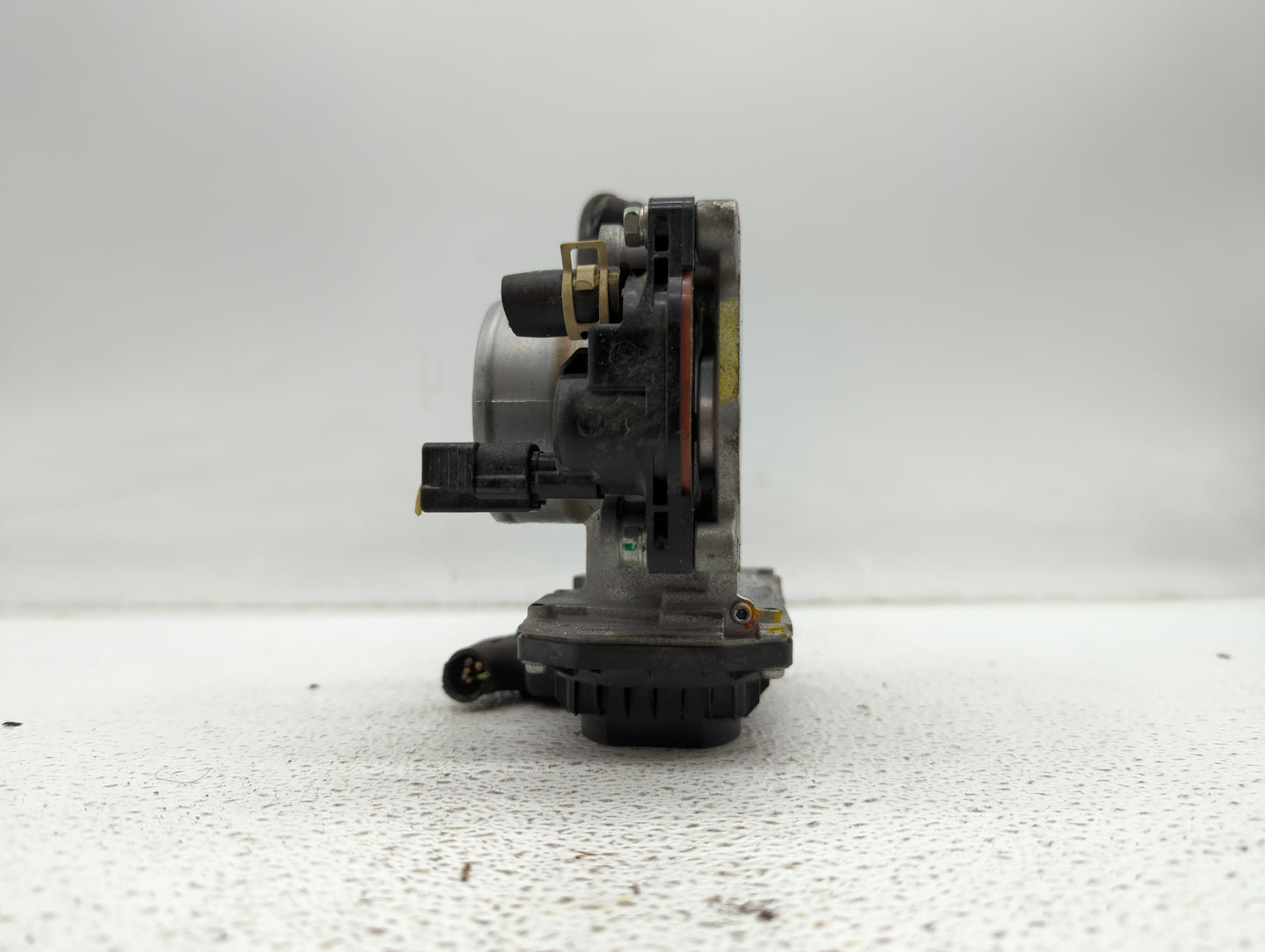 2012-2015 Honda Civic Throttle Body P/N:288770 GMF3B Fits Fits 2012 2013 2014 2015 2016 2017 2018 2019 OEM Used Auto Parts -
