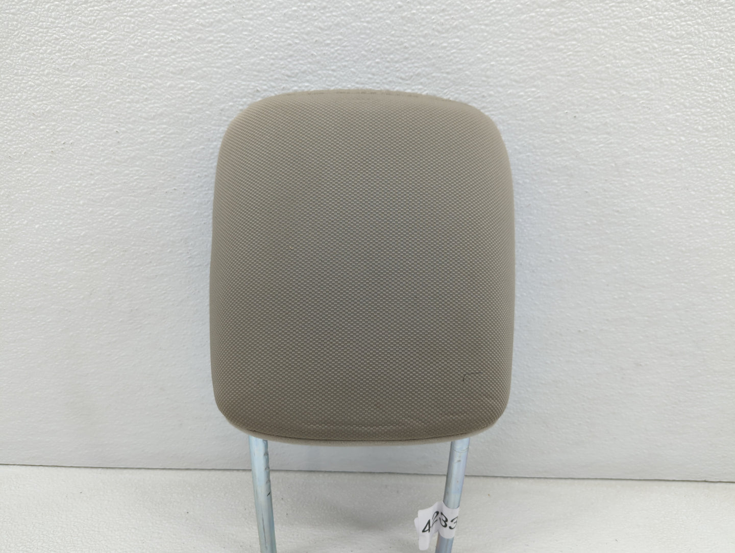 Honda Civic Headrest Head Rest Front Driver Passenger Seat Light Gray - Oemusedautoparts1.com