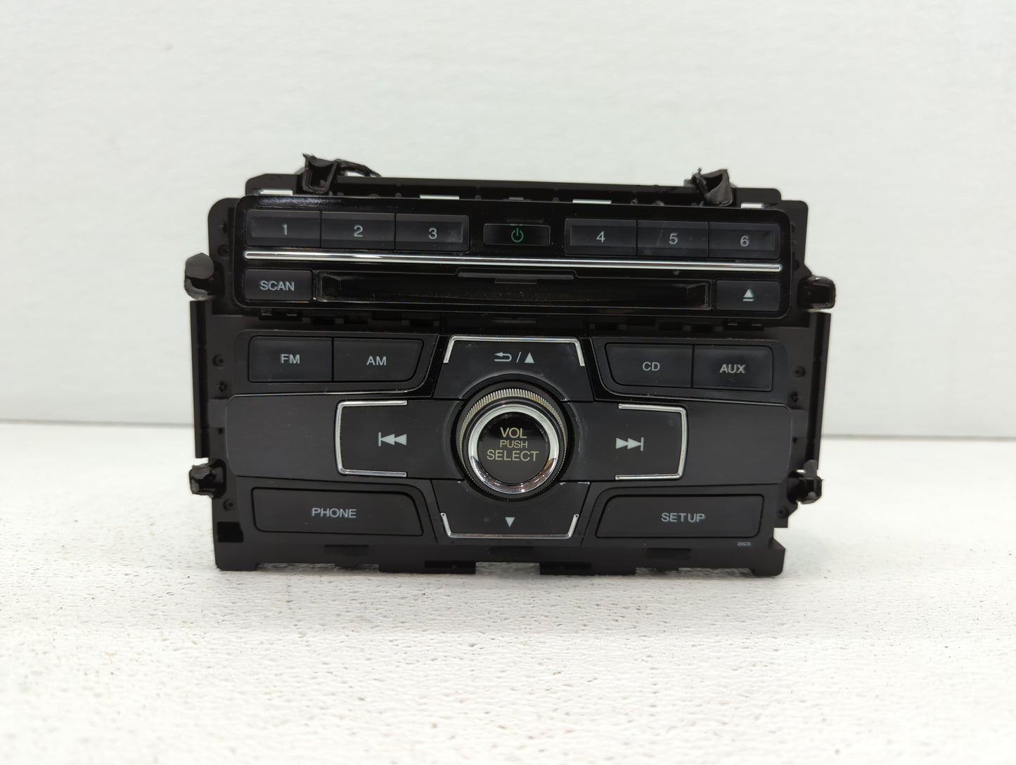2013-2015 Honda Civic Am Fm Cd Player Radio Receiver - Oemusedautoparts1.com