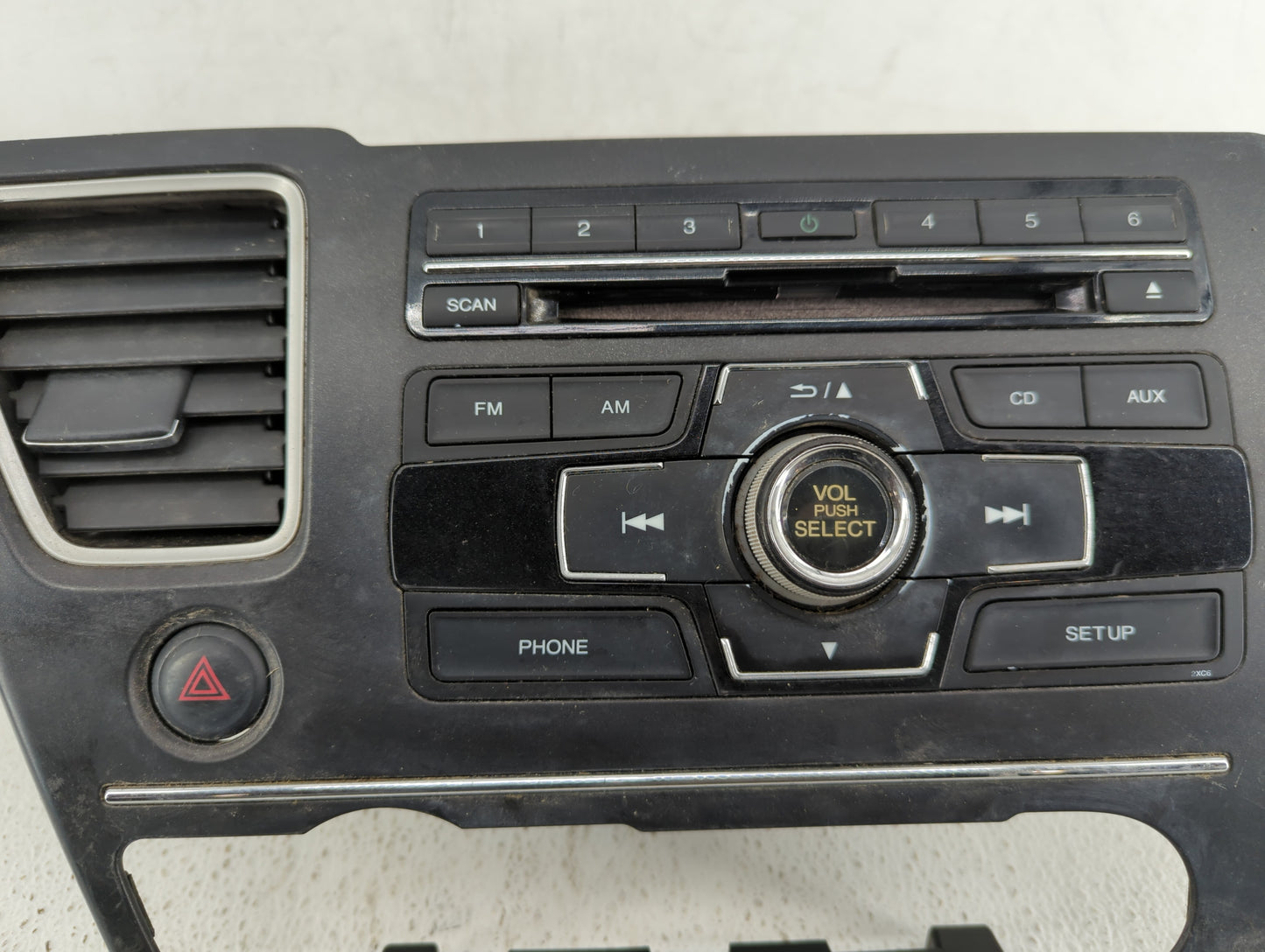 2013-2015 Honda Civic Am Fm Cd Player Radio Receiver - Oemusedautoparts1.com