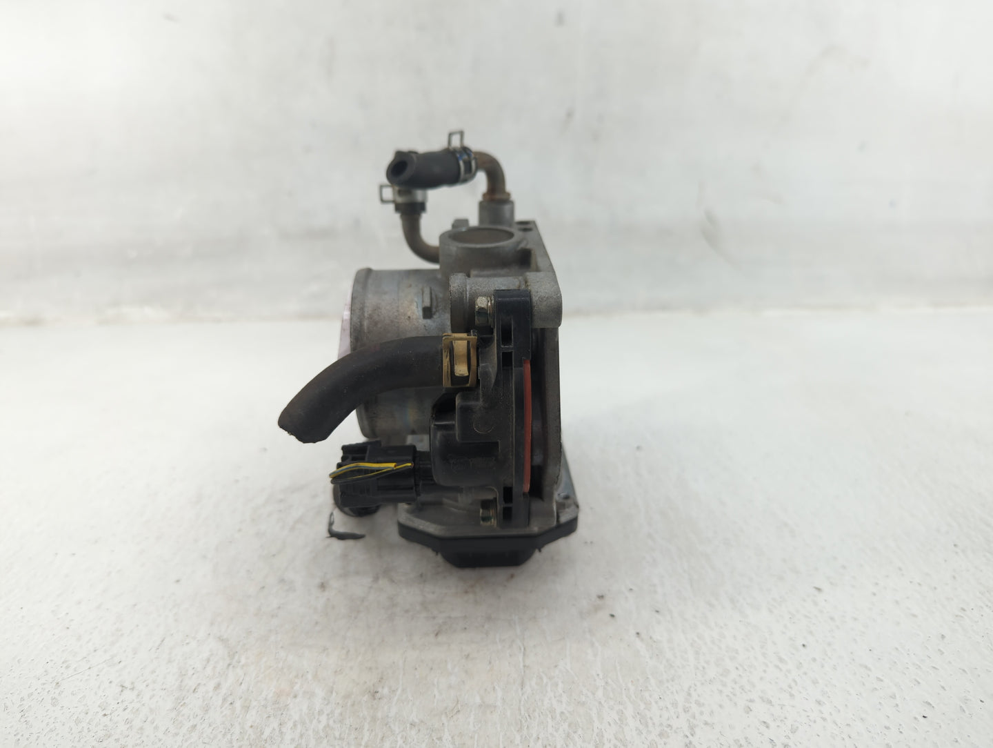 2012-2015 Honda Civic Throttle Body P/N:U22552151603 Fits Fits 2012 2013 2014 2015 2016 2017 2018 2019 2020 2021 2022 OEM Us