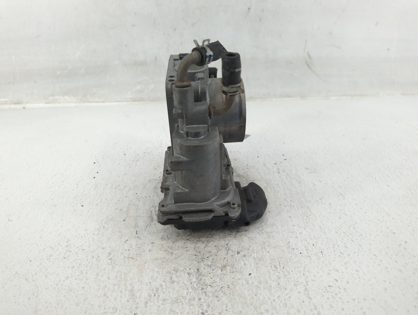 2012-2015 Honda Civic Throttle Body P/N:U22553303543 Fits Fits 2012 2013 2014 2015 2016 2017 2018 2019 2020 2021 2022 OEM Us