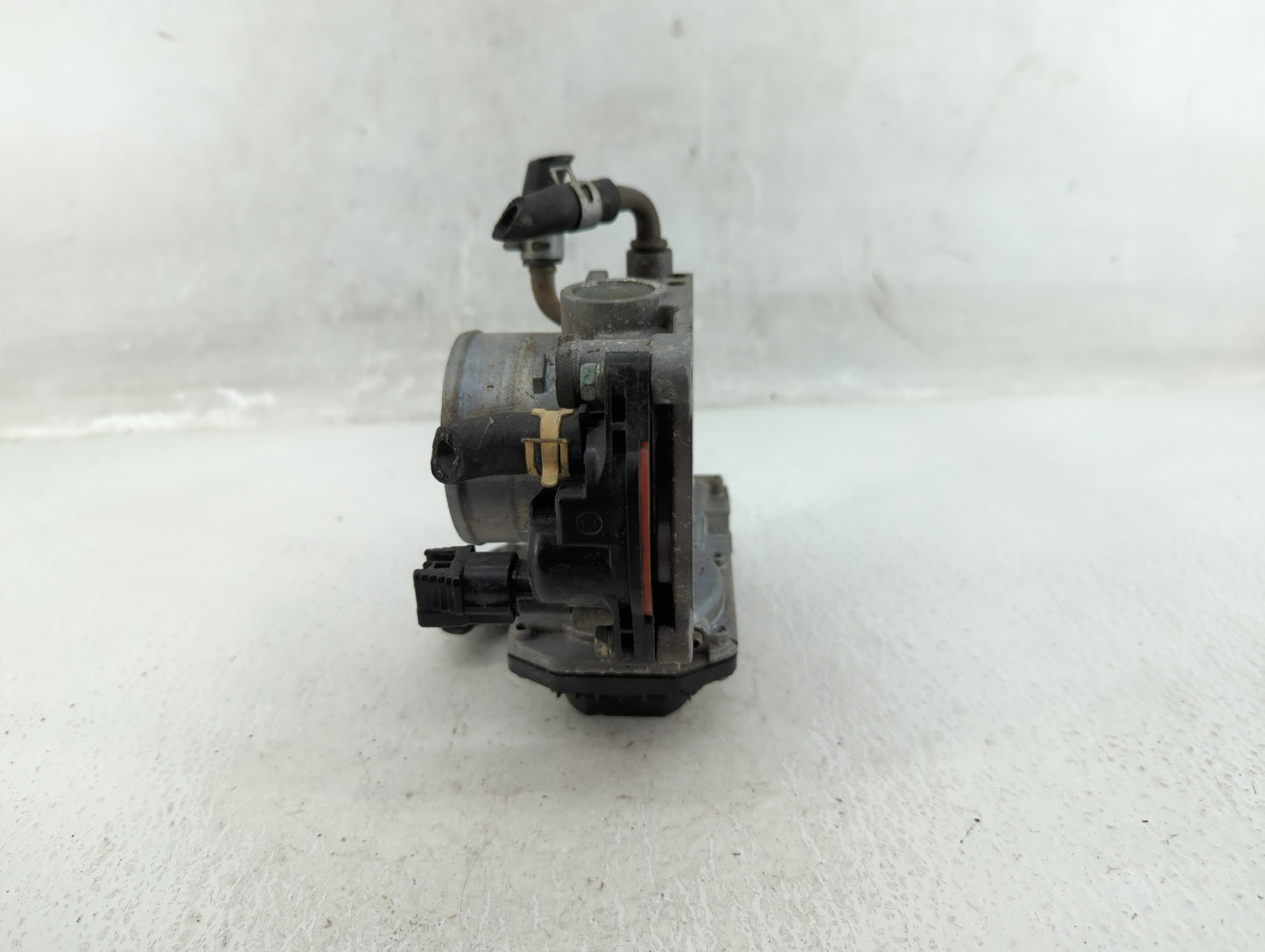 2014 Honda Civic Throttle Body P/N:U22553181924 GMF33B Fits OEM Used Auto Parts - Oemusedautoparts1.com