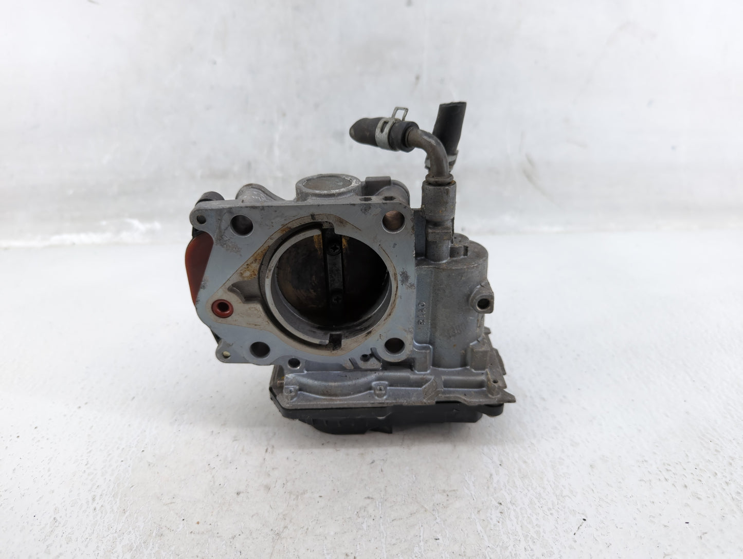 2014 Honda Civic Throttle Body P/N:U22553181924 GMF33B Fits OEM Used Auto Parts - Oemusedautoparts1.com