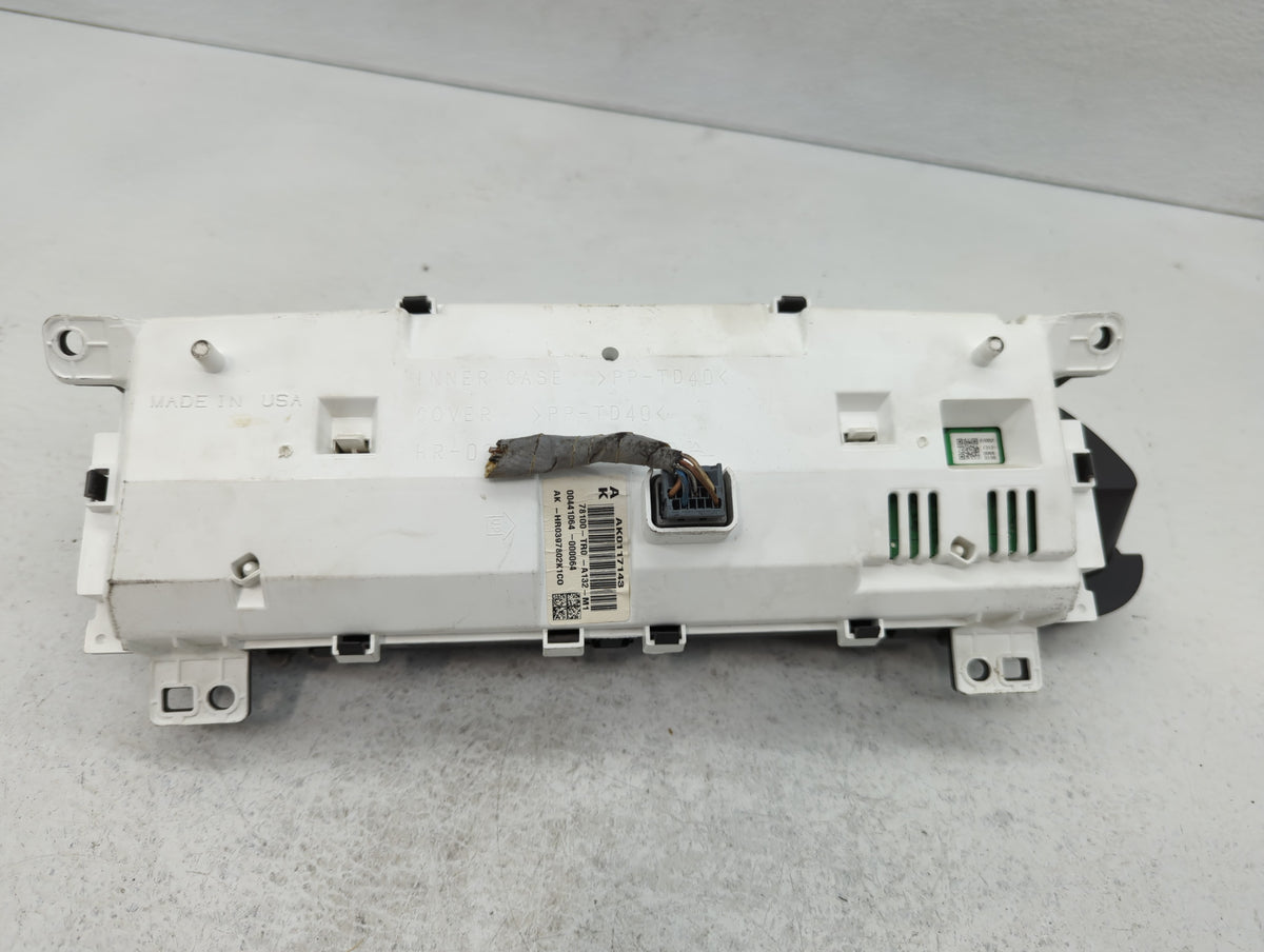 2014-2015 Honda Civic Am Fm Cd Player Radio Receiver 596771 - Oemusedautoparts1.com