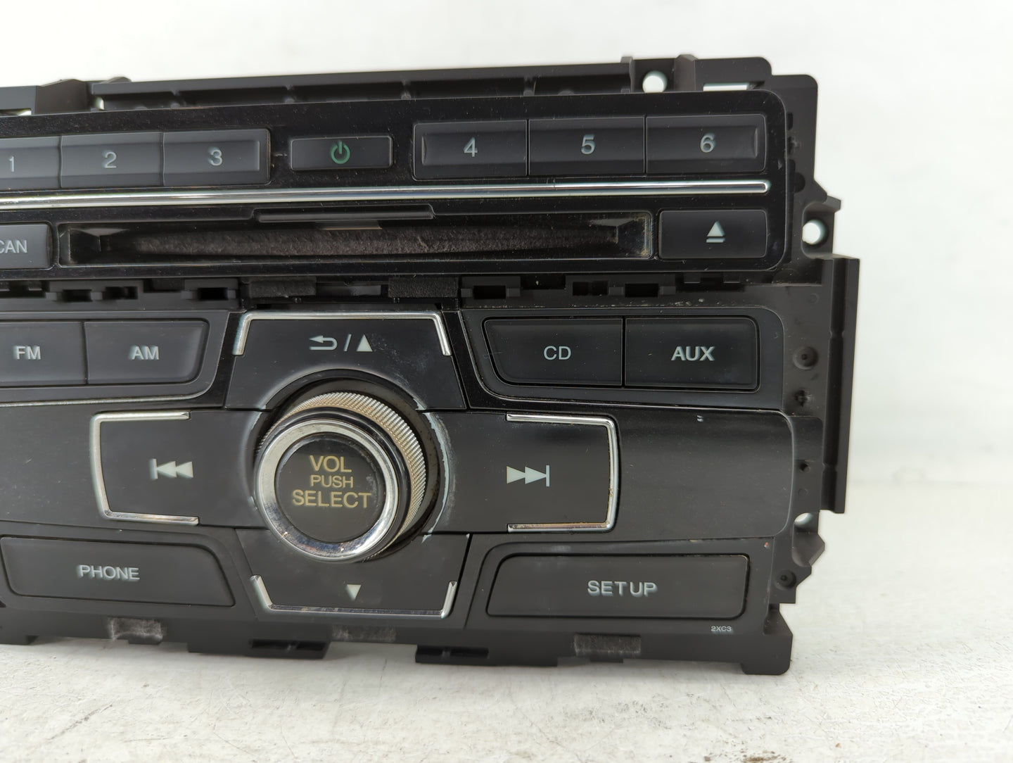 2013-2015 Honda Civic Am Fm Cd Player Radio Receiver - Oemusedautoparts1.com