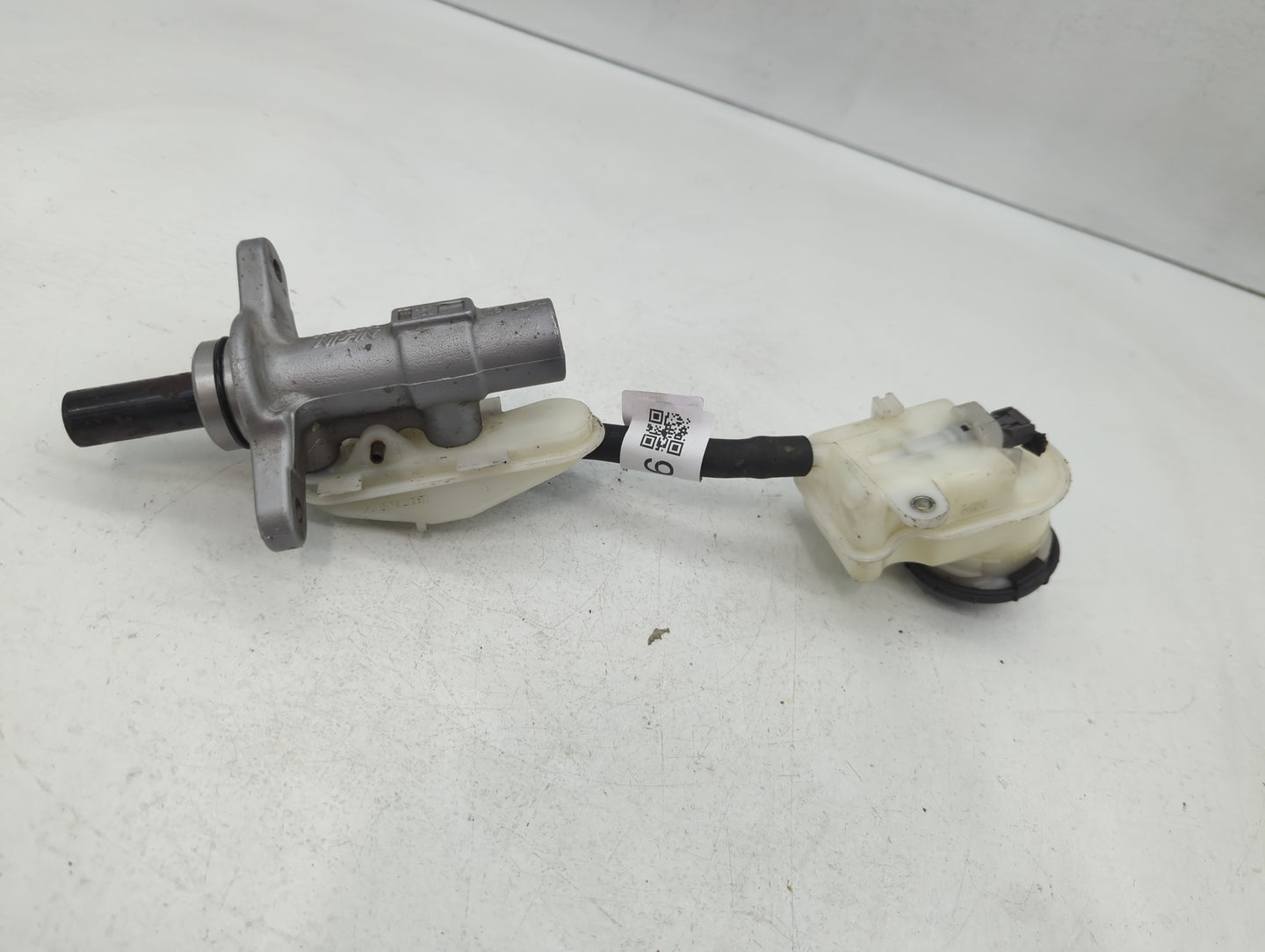 2013-2015 Honda Civic Brake Master Cylinder - Oemusedautoparts1.com