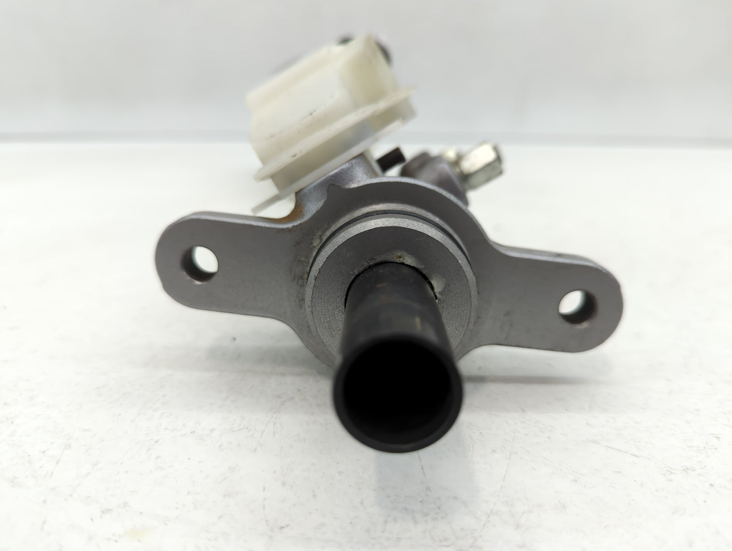 2013-2015 Honda Civic Brake Master Cylinder - Oemusedautoparts1.com