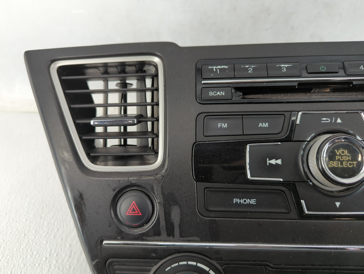 Honda Civic Am Fm Cd Player Radio Receiver - Oemusedautoparts1.com