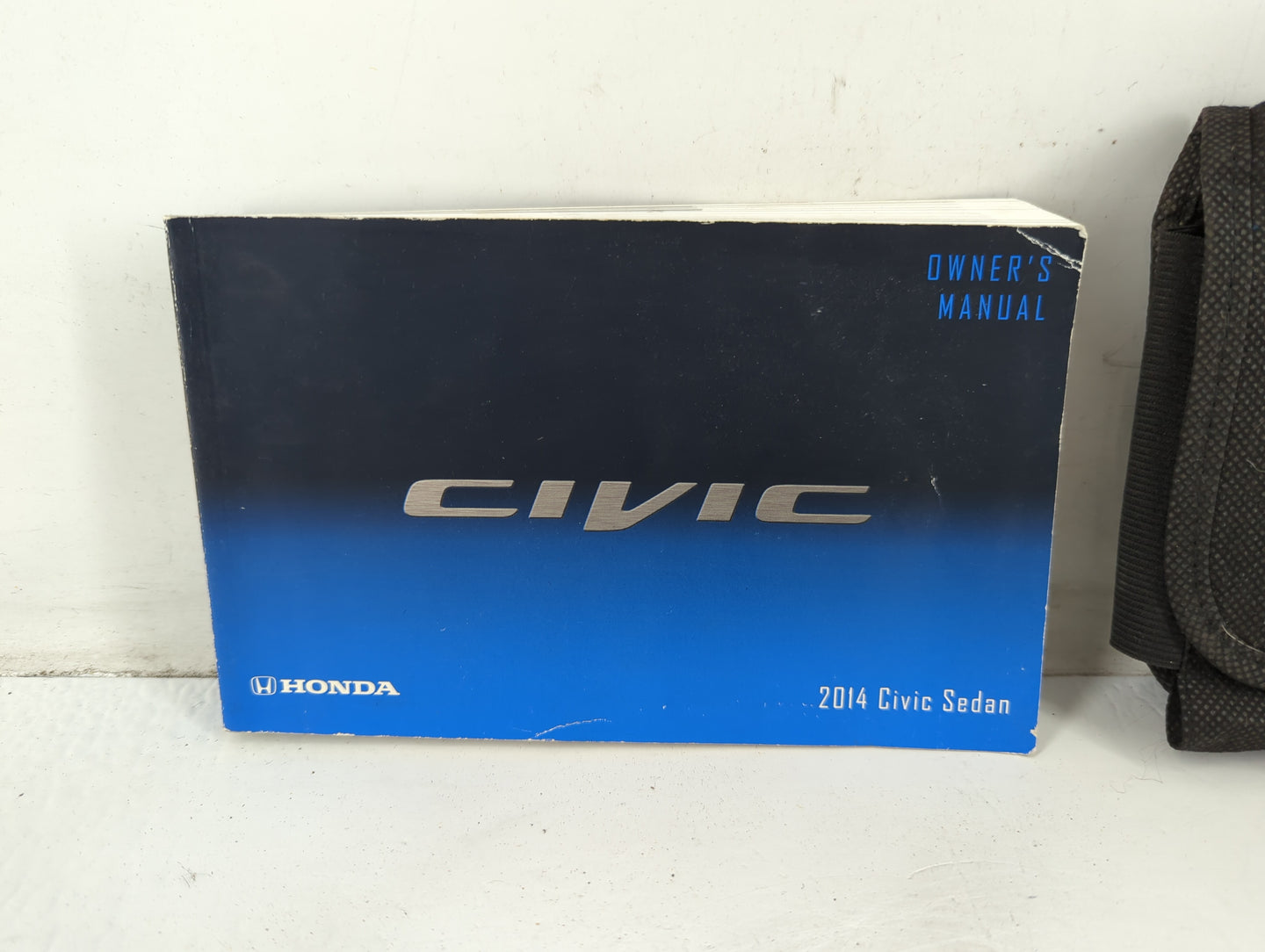 2014 Honda Civic Owners Manual Book Guide P/N:00X31-TR3-6210 31TR3621 OEM Used Auto Parts - Oemusedautoparts1.com