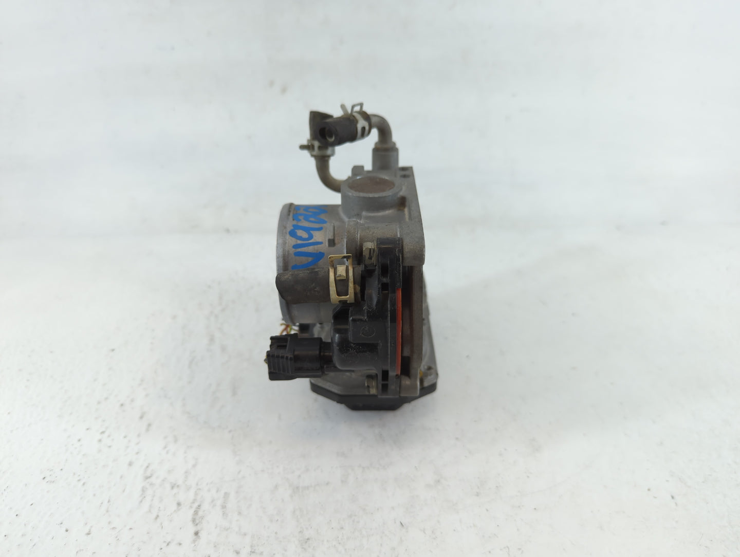 2012-2015 Honda Civic Throttle Body P/N:GMF3B Fits Fits 2012 2013 2014 2015 2016 2017 2018 2019 2020 2021 2022 OEM Used Auto