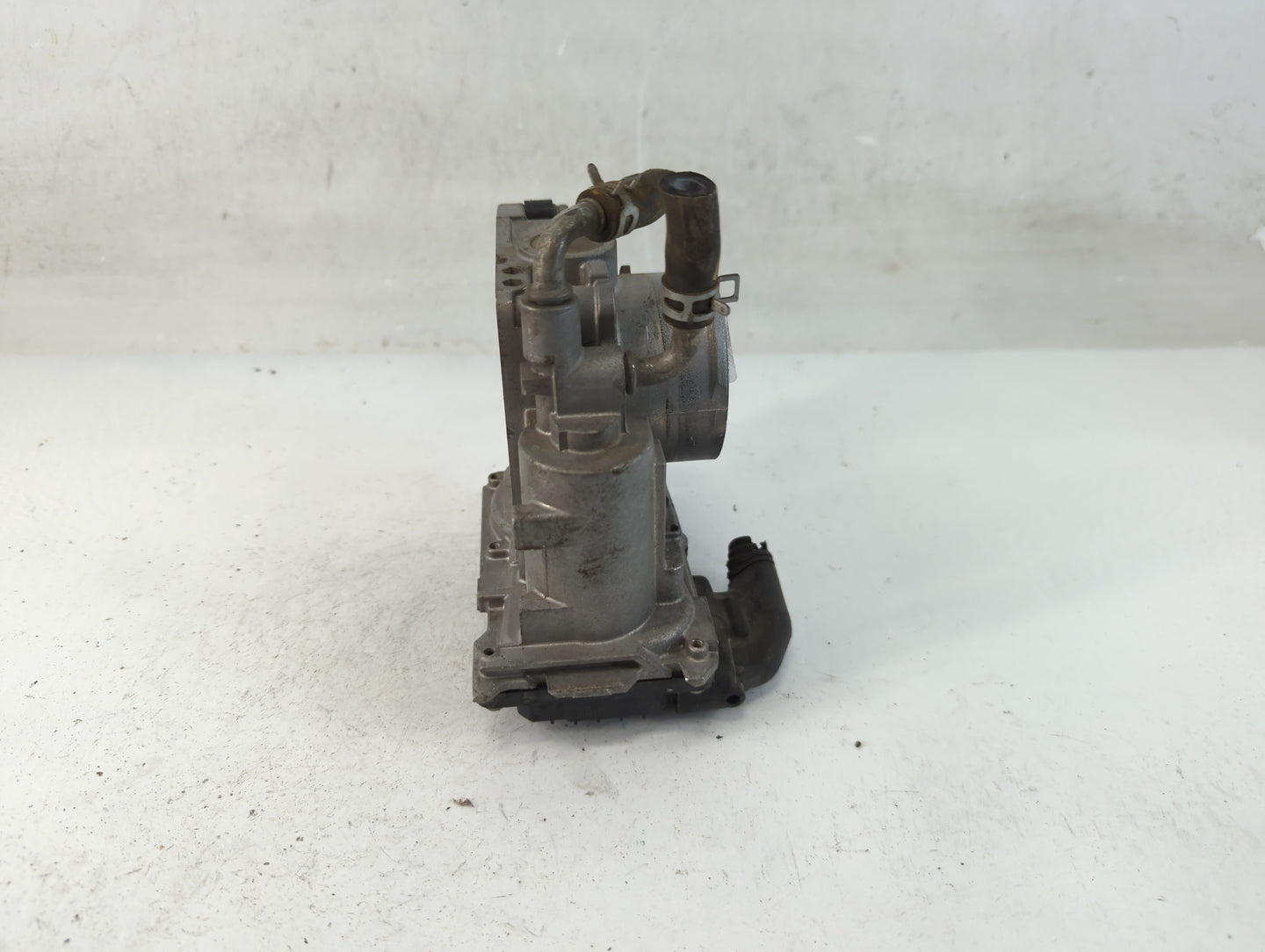 2012-2015 Honda Civic Throttle Body P/N:U22553172488 GMF3B Fits Fits 2012 2013 2014 2015 2016 2017 2018 2019 2020 2021 2022 