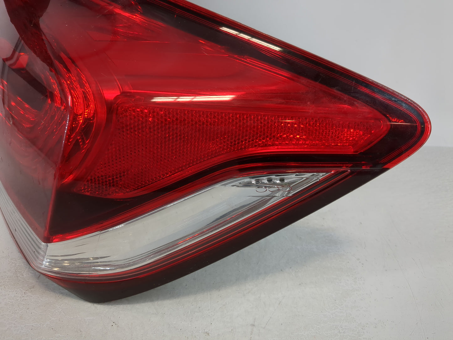 2013-2015 Honda Civic Driver Left Side Deck Lid Mounted Tail Light - Oemusedautoparts1.com
