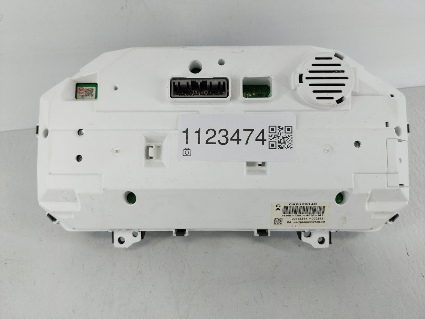 2014 Honda Cr-V Instrument Cluster Speedometer Gauges P/N:78100-TA0-A020-M1 Fits OEM Used Auto Parts - Oemusedautoparts1.com