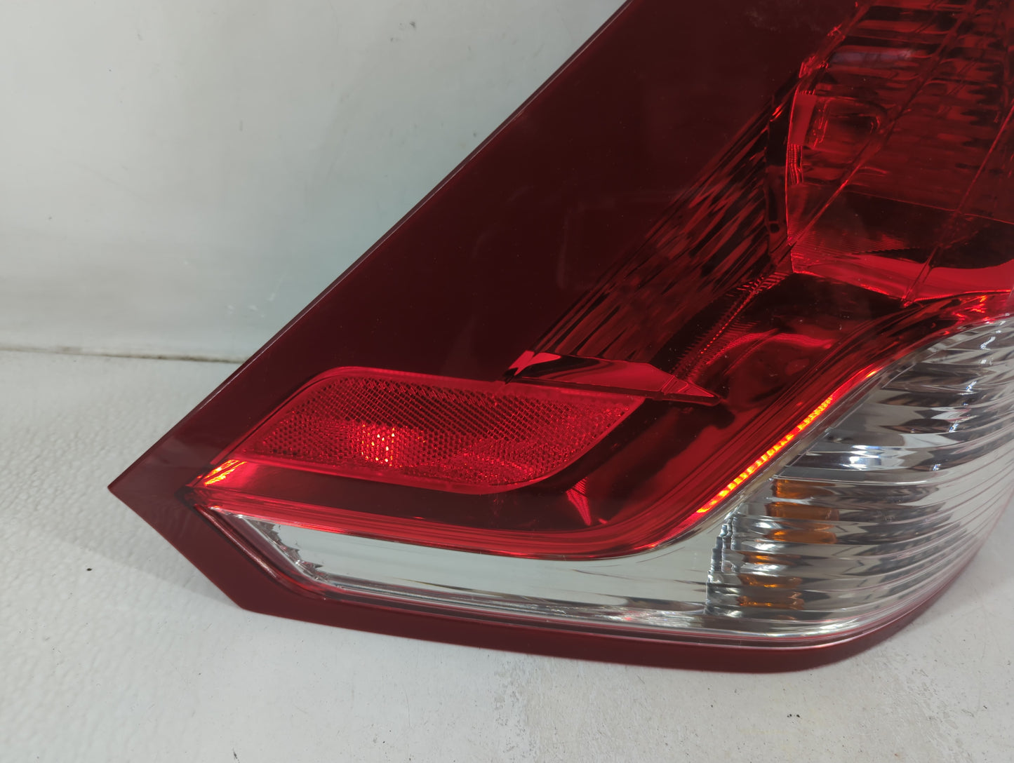 2012-2014 Honda Cr-V Tail Light Assembly Driver Left OEM P/N:UK14CX Fits Fits 2012 2013 2014 OEM Used Auto Parts - Oemusedau