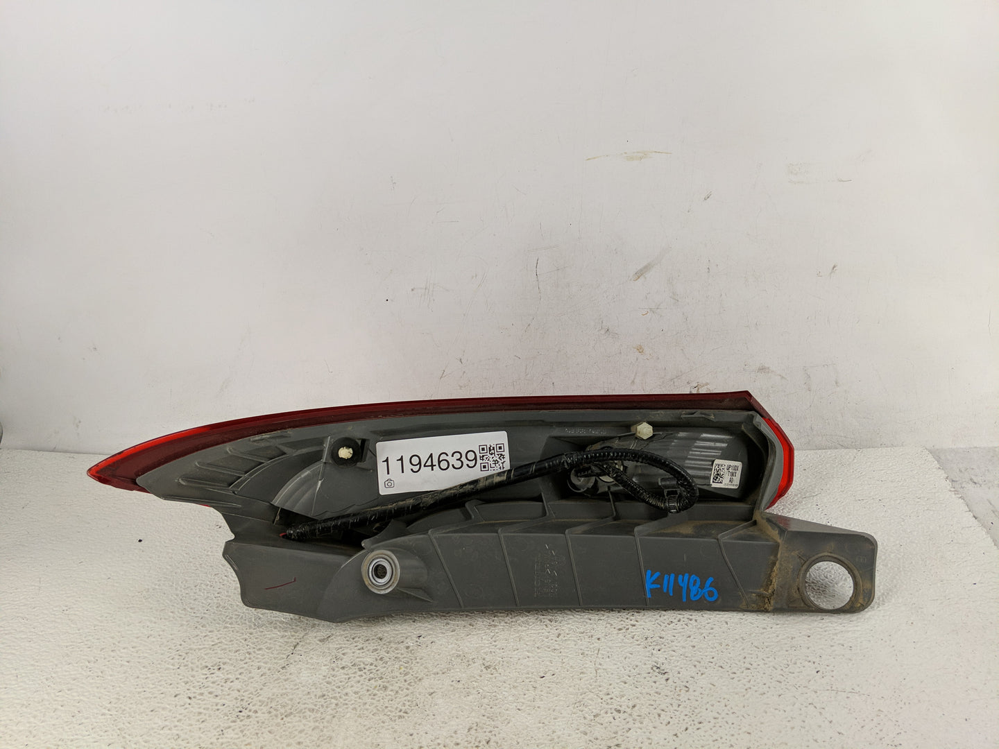 2012-2014 Honda Cr-V Tail Light Assembly Driver Left OEM Fits Fits 2012 2013 2014 OEM Used Auto Parts - Oemusedautoparts1.co