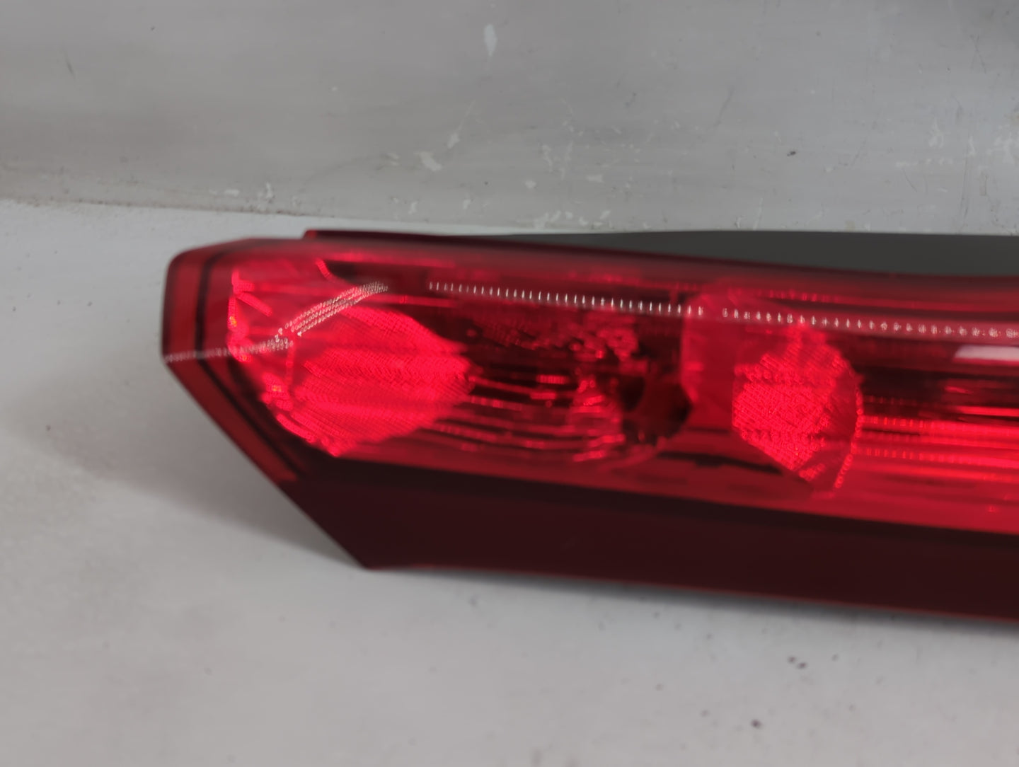 2012-2014 Honda Cr-V Tail Light Assembly Passenger Right OEM Fits Fits 2012 2013 2014 OEM Used Auto Parts - Oemusedautoparts