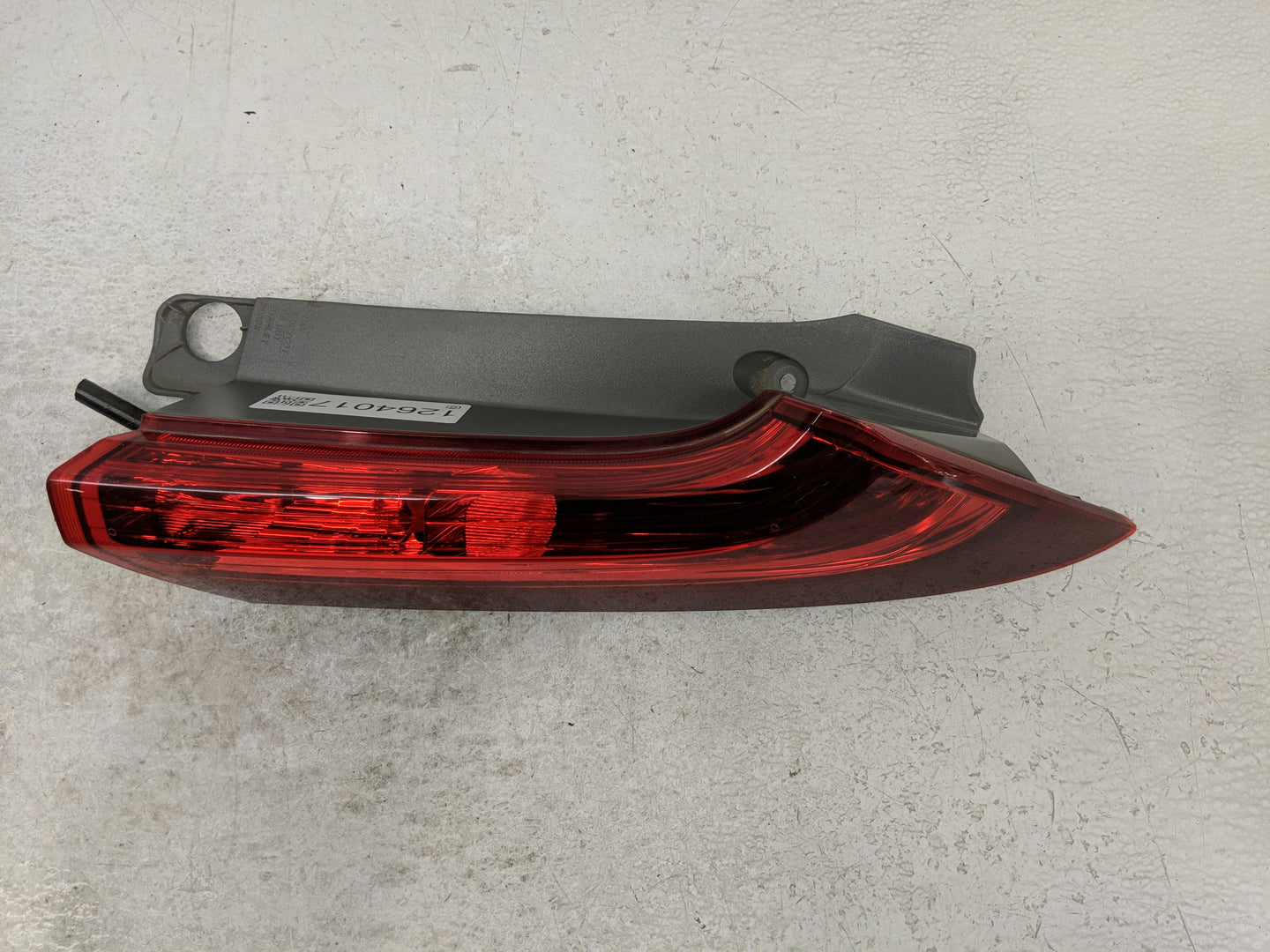 2012-2014 Honda Cr-V Tail Light Assembly Passenger Right OEM Fits Fits 2012 2013 2014 OEM Used Auto Parts - Oemusedautoparts