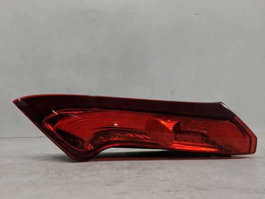2012-2014 Honda Cr-V Tail Light Assembly Passenger Right OEM Fits Fits 2012 2013 2014 OEM Used Auto Parts - Oemusedautoparts