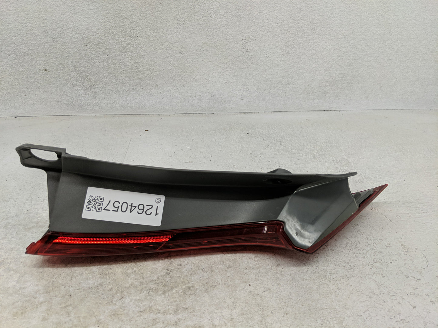 2012-2014 Honda Cr-V Tail Light Assembly Passenger Right OEM Fits Fits 2012 2013 2014 OEM Used Auto Parts - Oemusedautoparts