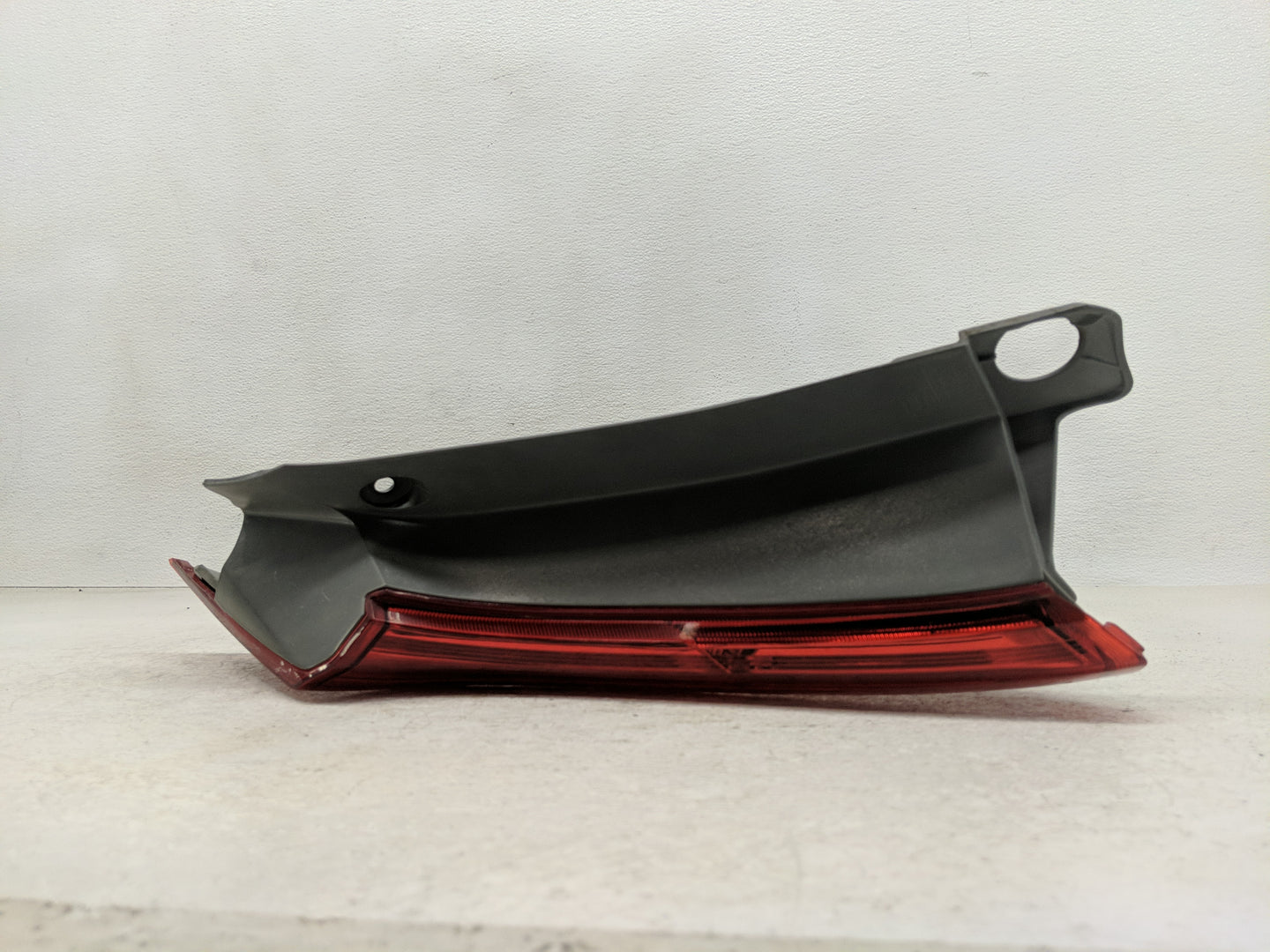2012-2014 Honda Cr-V Tail Light Assembly Driver Left OEM Fits Fits 2012 2013 2014 OEM Used Auto Parts - Oemusedautoparts1.co