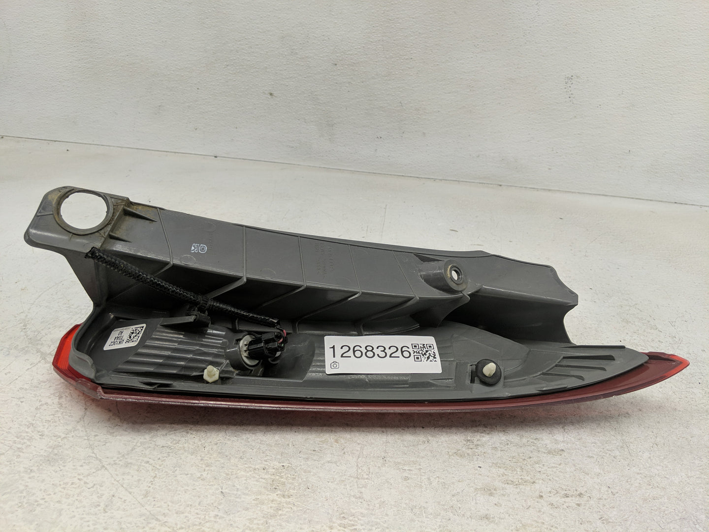 2012-2014 Honda Cr-V Tail Light Assembly Driver Left OEM Fits Fits 2012 2013 2014 OEM Used Auto Parts - Oemusedautoparts1.co