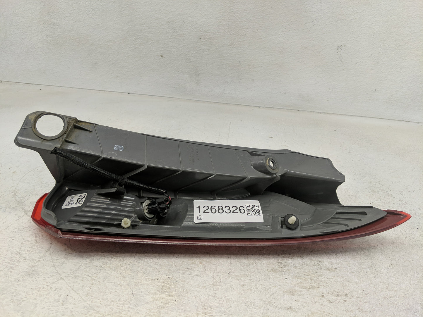 2012-2014 Honda Cr-V Tail Light Assembly Driver Left OEM Fits Fits 2012 2013 2014 OEM Used Auto Parts - Oemusedautoparts1.co