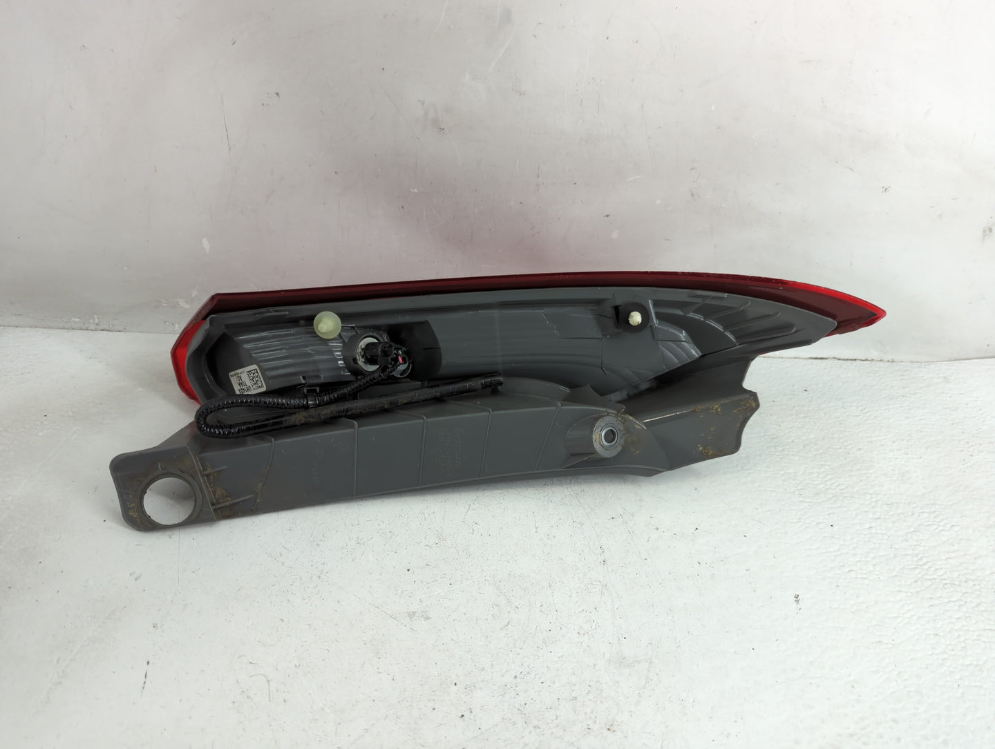 2012-2014 Honda Cr-V Tail Light Assembly Passenger Right OEM Fits Fits 2012 2013 2014 OEM Used Auto Parts - Oemusedautoparts