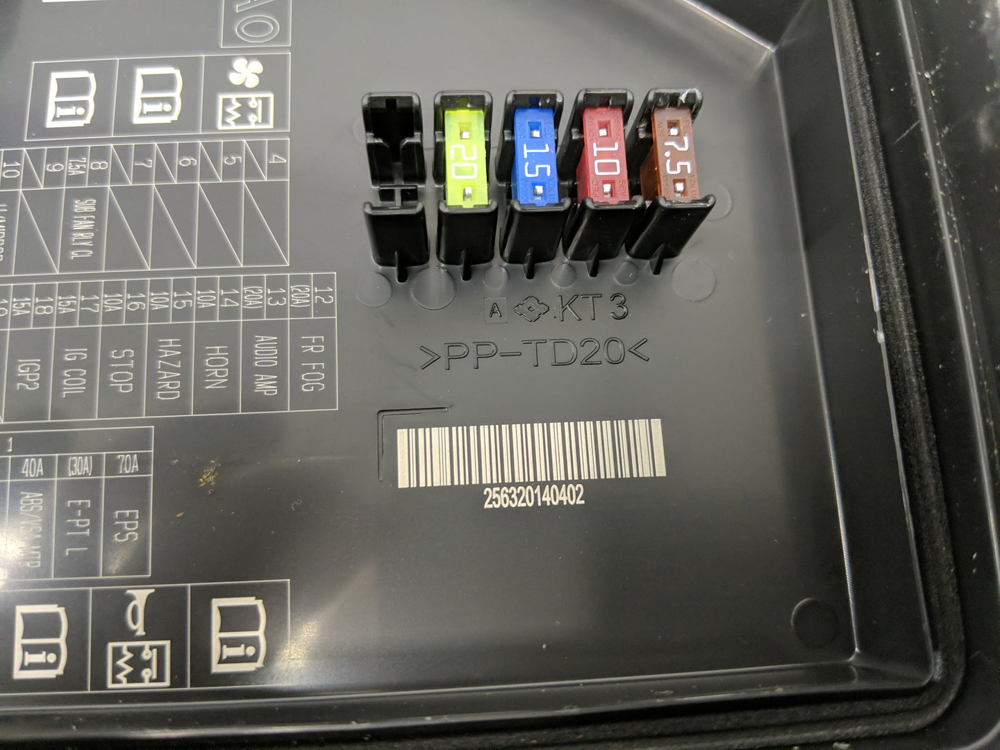 2014 Honda Cr-V Fusebox Fuse Box Panel Relay Module P/N:T0A A011 AO Fits OEM Used Auto Parts - Oemusedautoparts1.com